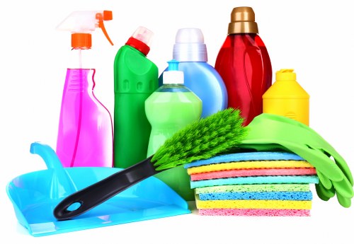 Professional rug cleaning in Sidcup for a fresh living room rug